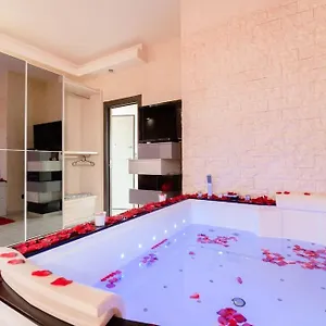 Suitehouse - With Jacuzzi & Comfort Appartamento San Giorgio a Cremano